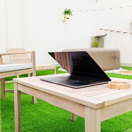דירות בארי Apulialux Private 100Mq Rooftop Oasis W Jacuzzi מראה חיצוני תמונה